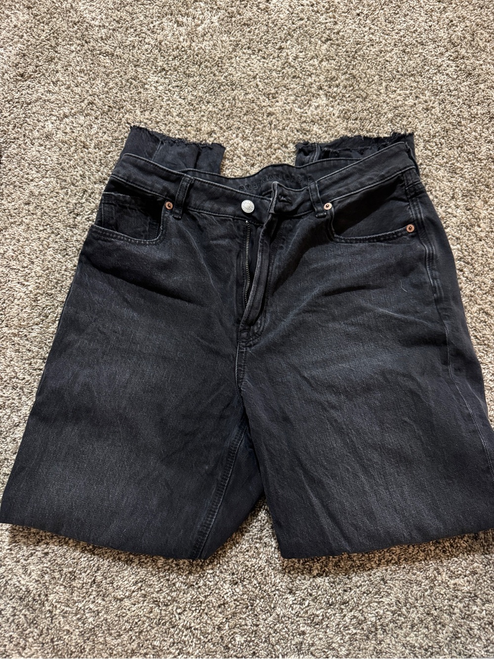 American Eagle Outfitters Black High-Rise Cropped Jeans